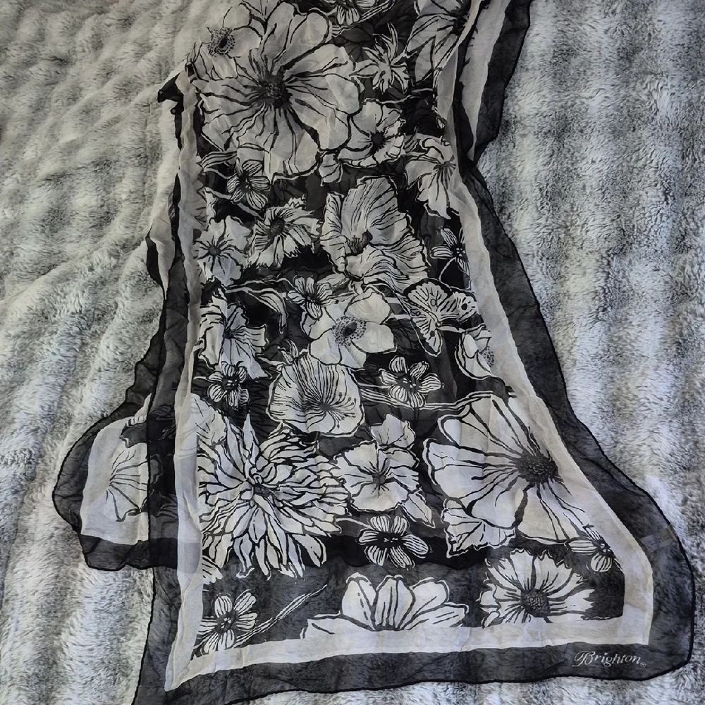 Brighton 🖤 100% Silk Scarf (494)